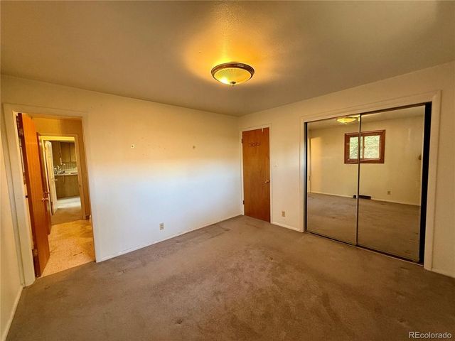 1489 S Carr St, Lakewood, CO 80232