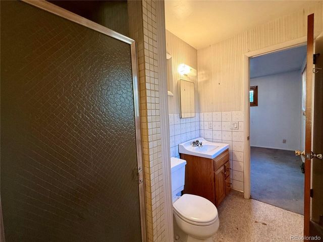 1489 S Carr St, Lakewood, CO 80232