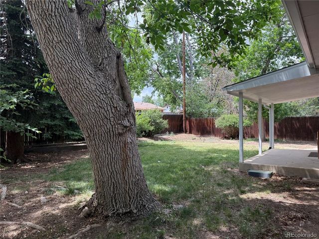 1489 S Carr St, Lakewood, CO 80232