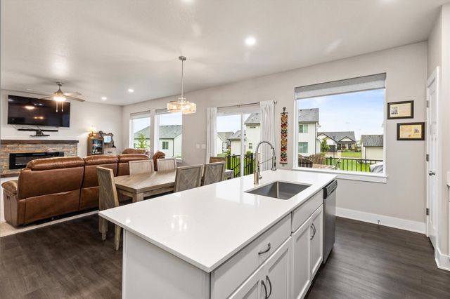 1000 NE 14th Street, Grimes, IA 50111