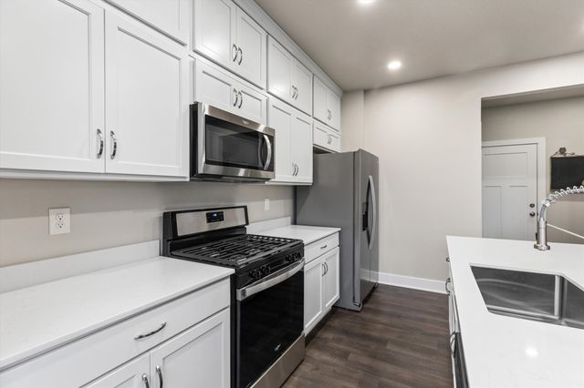 1000 NE 14th Street, Grimes, IA 50111