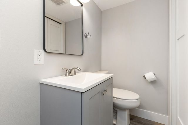 1000 NE 14th Street, Grimes, IA 50111