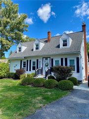 6951 Nash Road, Wheatfield, NY 14120