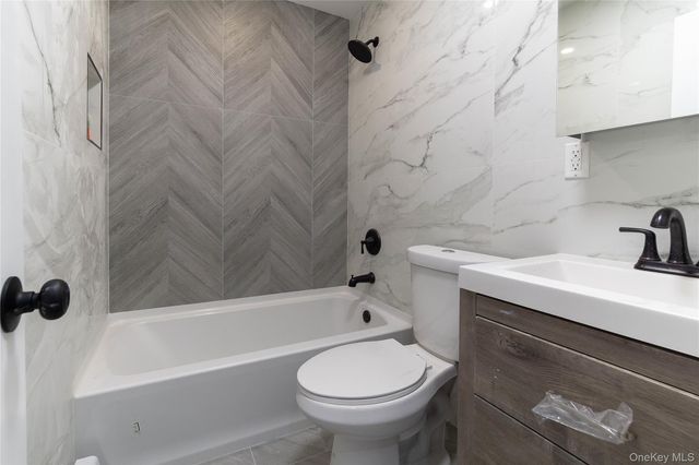 215 Beach 96th Street, Rockaway Beach, NY 11693