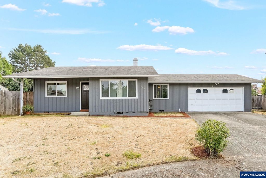 3952 Herrin Ct NE, Salem, OR 97305