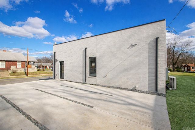 1500 Hanger Street, Little Rock, AR 72202