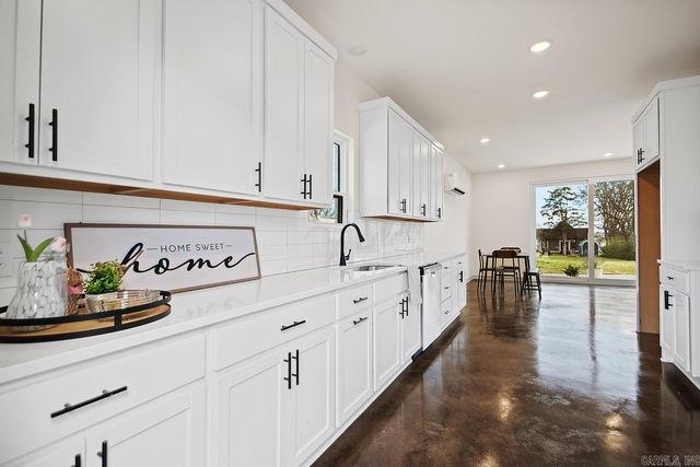 1500 Hanger Street, Little Rock, AR 72202