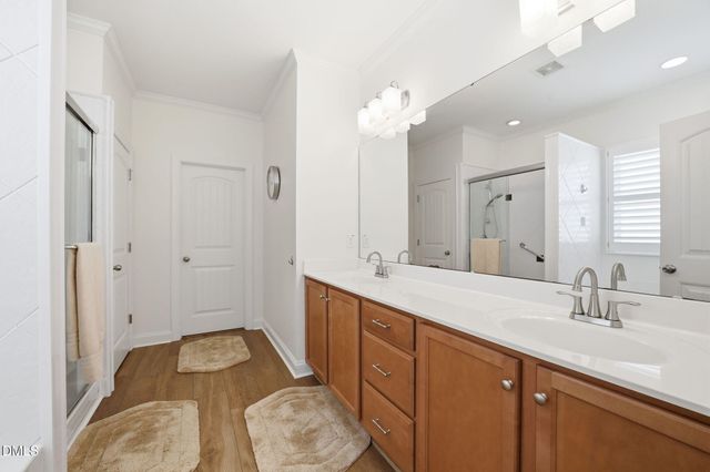 32 Kenilworth Street, Clayton, NC 27527