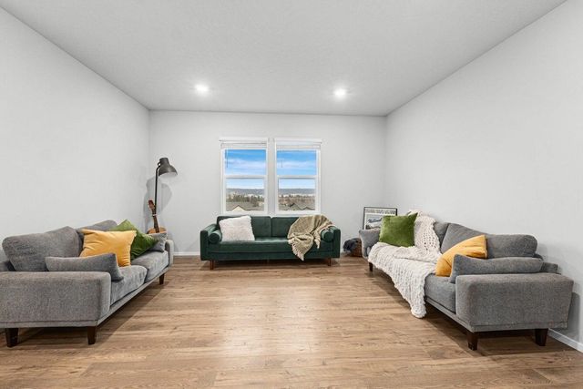 5414 E Bridgeport Ct, Spokane, WA 99217
