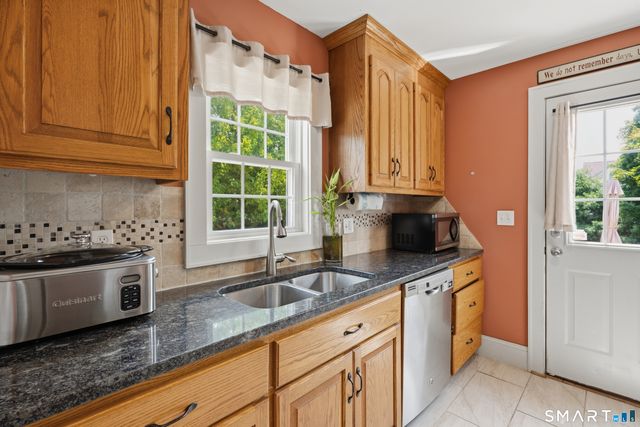 16 Dewey Avenue, Plymouth, CT 06786