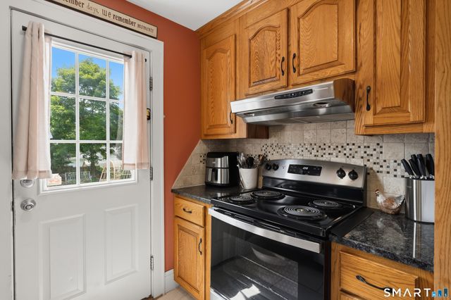 16 Dewey Avenue, Plymouth, CT 06786