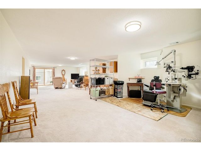 9670 W La Salle Ave, Lakewood, CO 80227