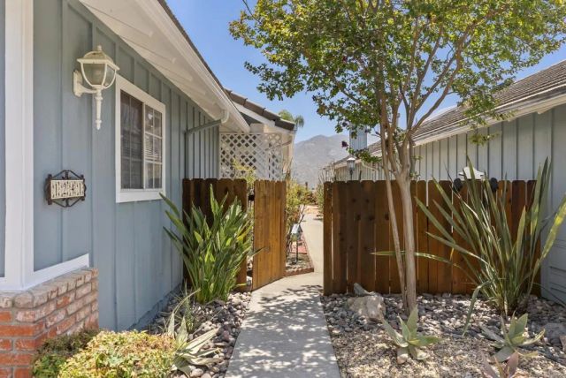 1241 Pearlbush Court, El Cajon, CA 92019