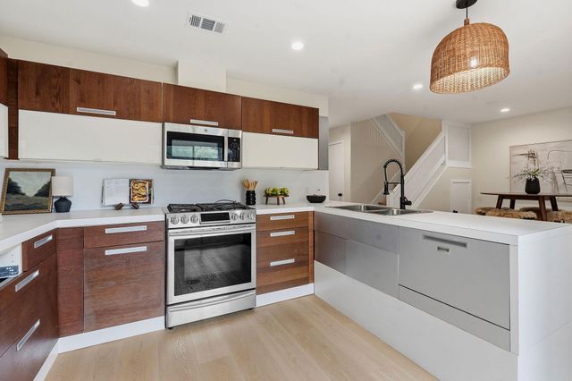8330 Fathom CIR 505, Austin, TX 78750