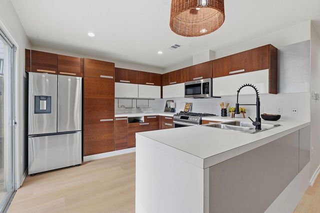 8330 Fathom CIR 505, Austin, TX 78750