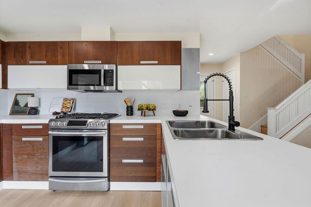 8330 Fathom CIR 505, Austin, TX 78750