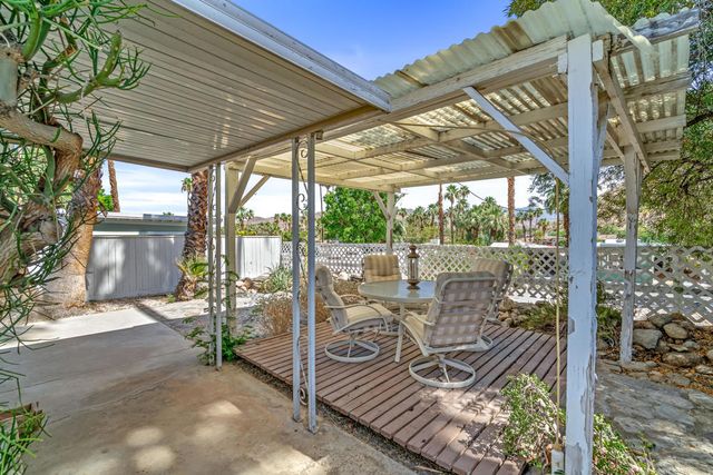 513 Jade Lane, Palm Springs, CA 92264
