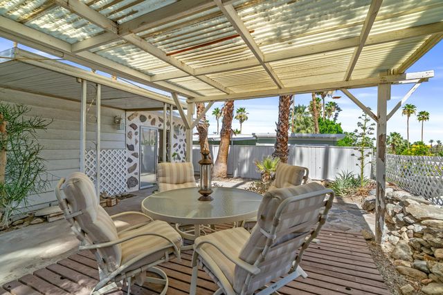 513 Jade Lane, Palm Springs, CA 92264