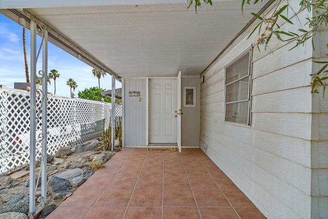 513 Jade Lane, Palm Springs, CA 92264