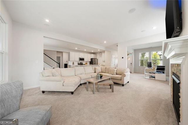 8520 Scenic Ridge Way, Ball Ground, GA 30107