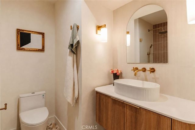 5649 Medeabrook Place, Agoura Hills, CA 91301