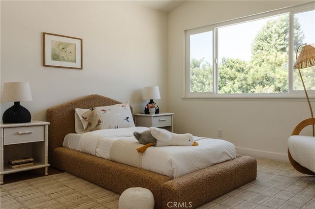 5649 Medeabrook Place, Agoura Hills, CA 91301