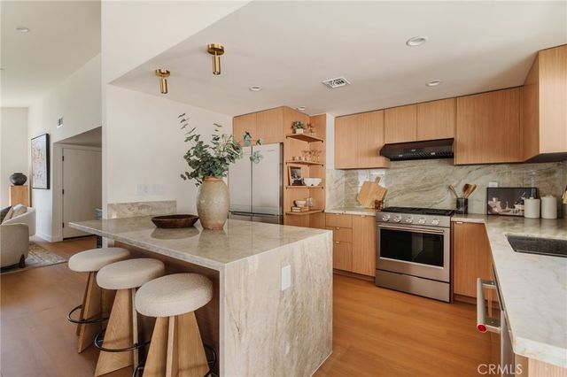 5649 Medeabrook Place, Agoura Hills, CA 91301