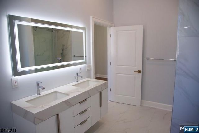 3 Cambridge Road, East Hanover Twp, NJ 07936