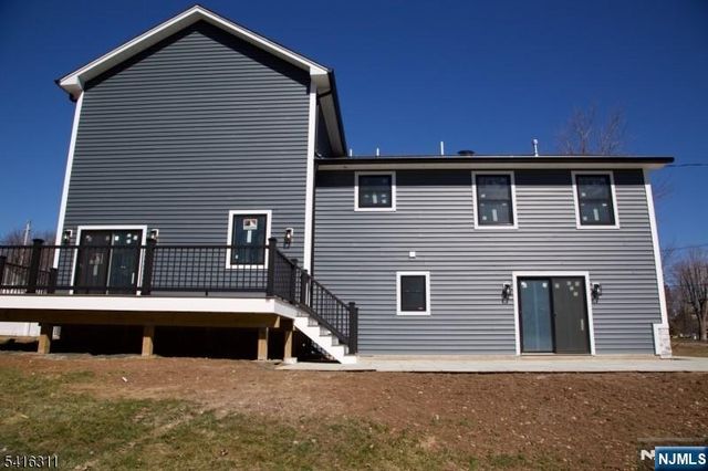 3 Cambridge Road, East Hanover Twp, NJ 07936