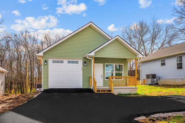 356 Dayton Ave, Crossville, TN 38555