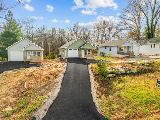 356 Dayton Ave, Crossville, TN 38555