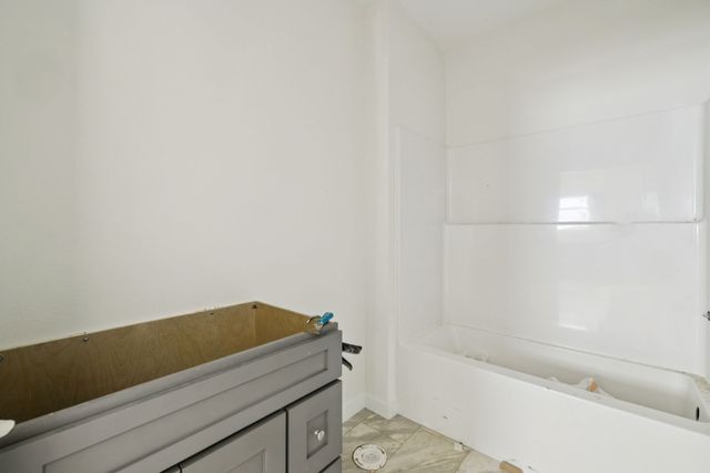 356 Dayton Ave, Crossville, TN 38555