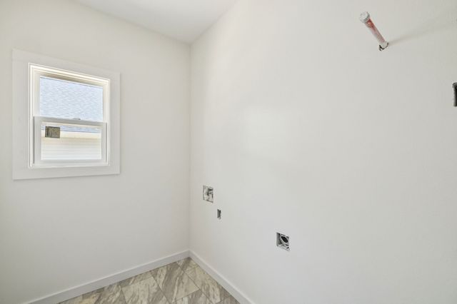 356 Dayton Ave, Crossville, TN 38555