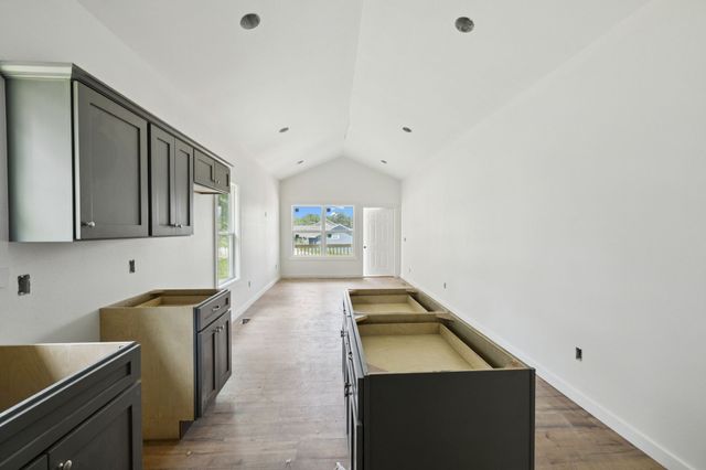 356 Dayton Ave, Crossville, TN 38555