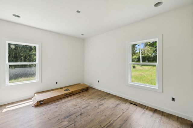 356 Dayton Ave, Crossville, TN 38555