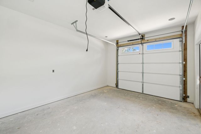 356 Dayton Ave, Crossville, TN 38555