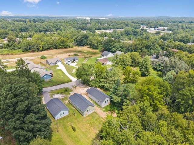 356 Dayton Ave, Crossville, TN 38555