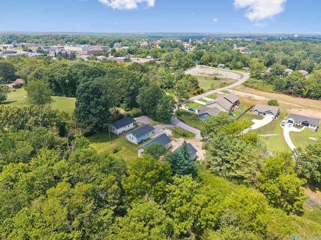 356 Dayton Ave, Crossville, TN 38555