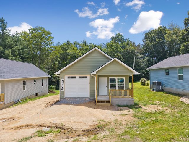 356 Dayton Ave, Crossville, TN 38555