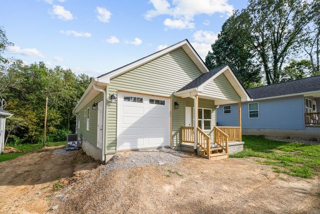 356 Dayton Ave, Crossville, TN 38555