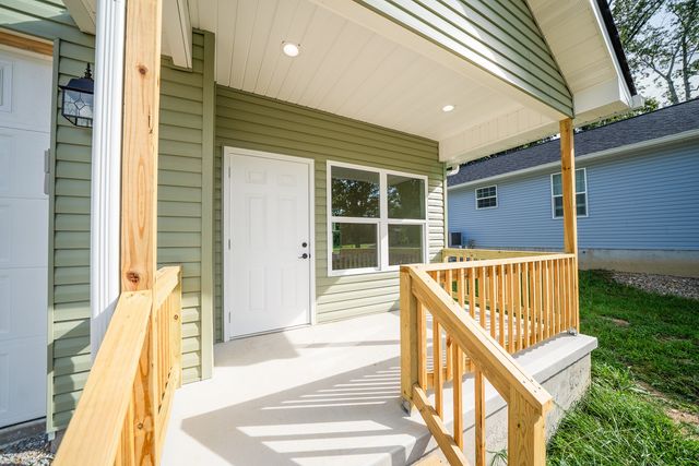 356 Dayton Ave, Crossville, TN 38555