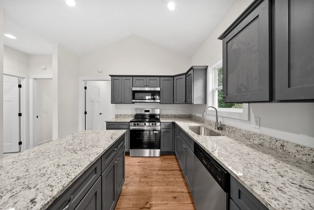 356 Dayton Ave, Crossville, TN 38555