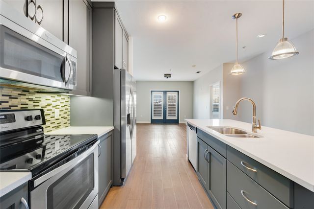 5609 Smu Boulevard 207, Dallas, TX 75206