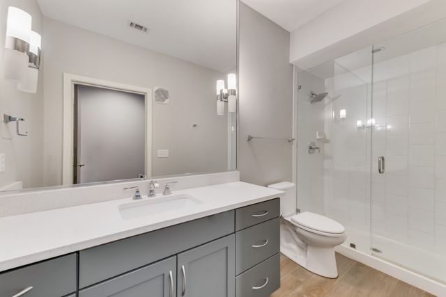 5609 Smu Boulevard 207, Dallas, TX 75206