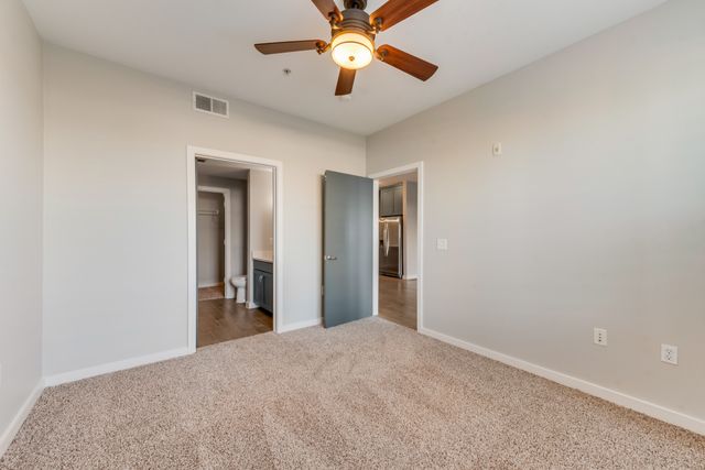 5609 Smu Boulevard 207, Dallas, TX 75206