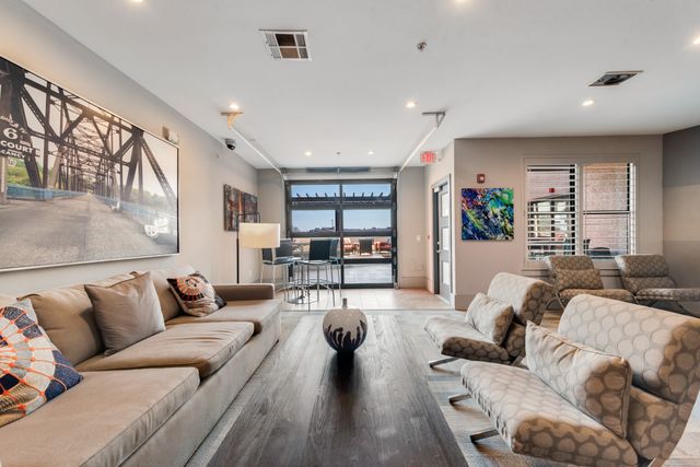 5609 Smu Boulevard 207, Dallas, TX 75206