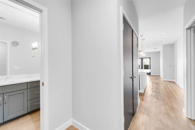 5609 Smu Boulevard 207, Dallas, TX 75206