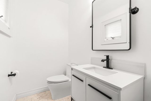 147 Cushing St 5, Cambridge, MA 02138