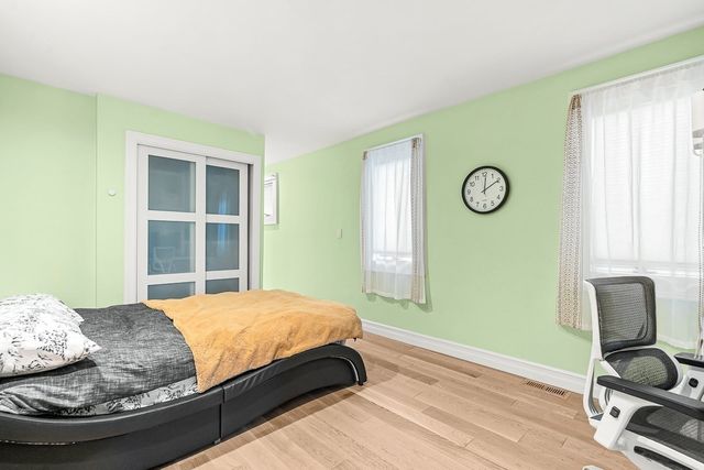 147 Cushing St 5, Cambridge, MA 02138