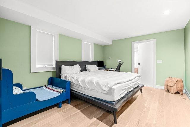 147 Cushing St 5, Cambridge, MA 02138